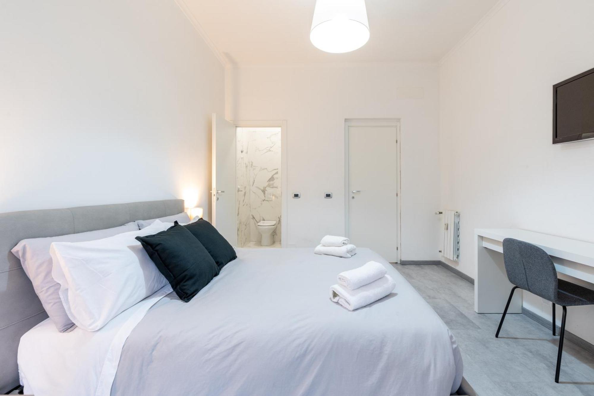 Amazing Apartment Near To Colosseo And Subway Roma Eksteriør bilde